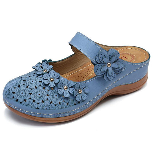 Round-toed flower openwork vintage casual slippers